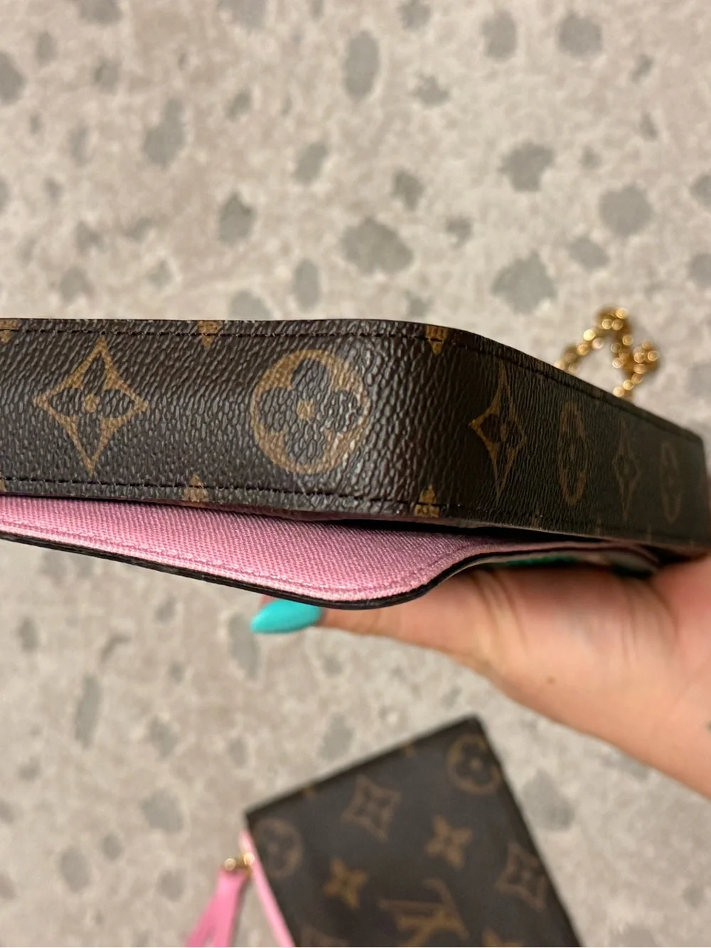 Louis Vuitton 2022 Holiday Felicie